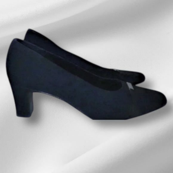 JASMINE EAST Square Closed Toe Dress Shoes Pumps w/ 3” Heel in BLK Size 8M - Picture 3 of 5